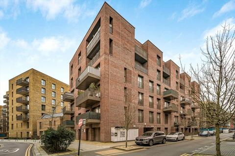 Clarke Avenue, Hounslow TW3