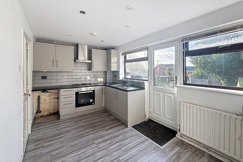3 bedroom semi-detached house to rent, Neath Close, Stoke-on-Trent