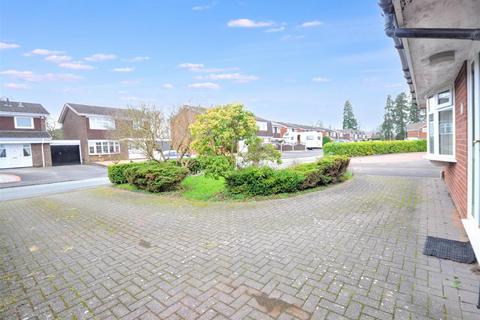 undefined, Cedars Drive, Stone