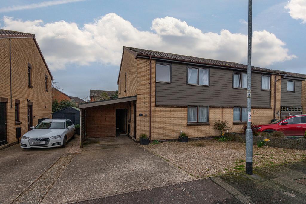 2 Bedroom Semi Detached for Sale