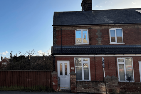 2 bedroom end of terrace house for sale, High Road, Trimley St. Mary, IP11