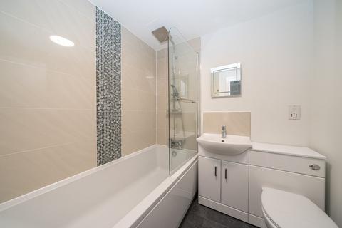 undefined, Heathfield Close, Caddington, LU1
