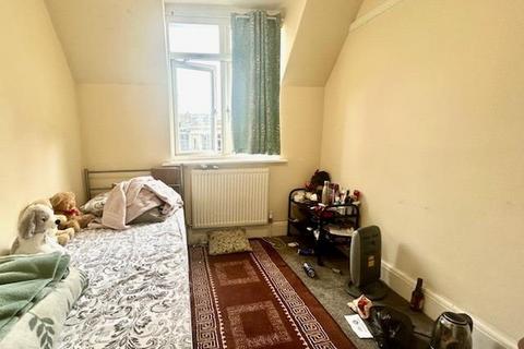 undefined, 6 Kingsley Road,  Hounslow,  TW3