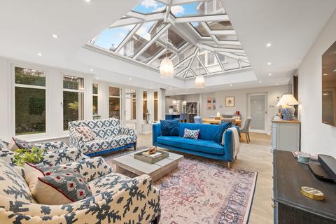 4 bedroom detached house for sale, Charlton Avenue, Walton-on-Thames, KT12