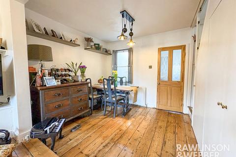undefined, Spring Gardens, West Molesey KT8
