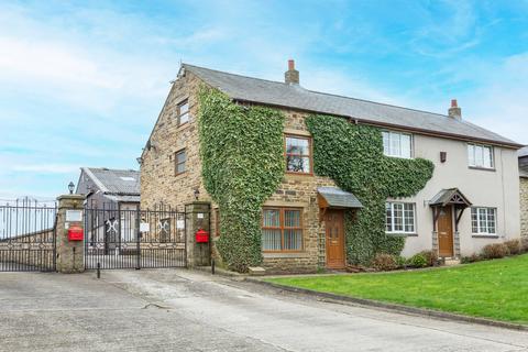 3 bedroom end of terrace house to rent, Iveston Lane, Consett DH8