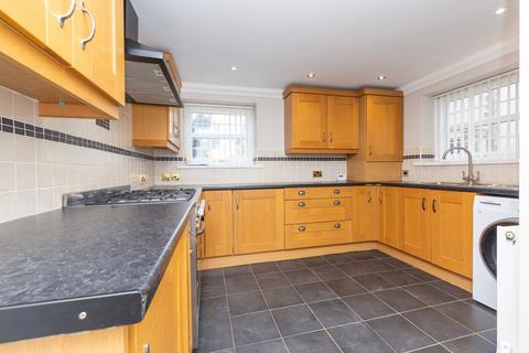 3 bedroom end of terrace house to rent, Iveston Lane, Consett DH8
