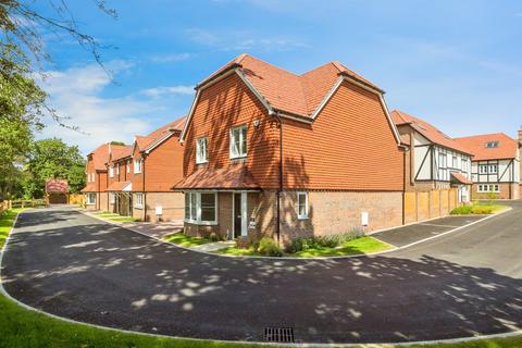 undefined, Martlet View, Burgess Hill