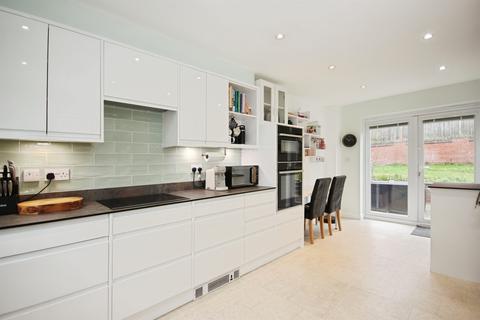 5 bedroom detached house for sale, Withy Bank, Leamington Spa