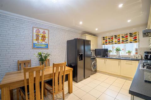4 bedroom detached house for sale, Welton Rise, St. Leonards-On-Sea