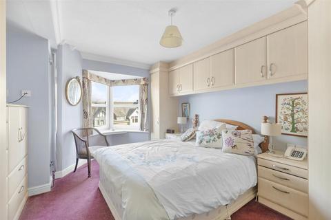 2 bedroom apartment for sale, The Grove, Ilkley LS29
