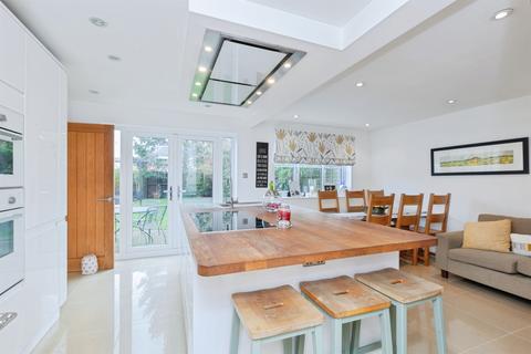 4 bedroom detached house for sale, Crossland Row, Burbage, Hinckley