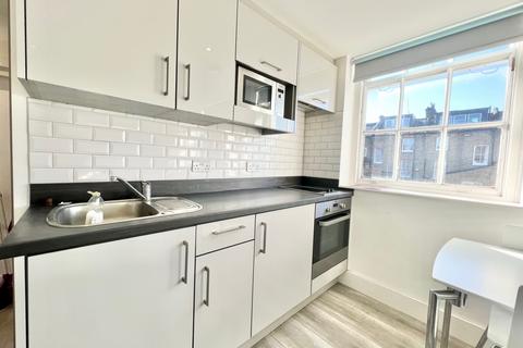 Studio to rent, Drakes Courtyard, London NW6