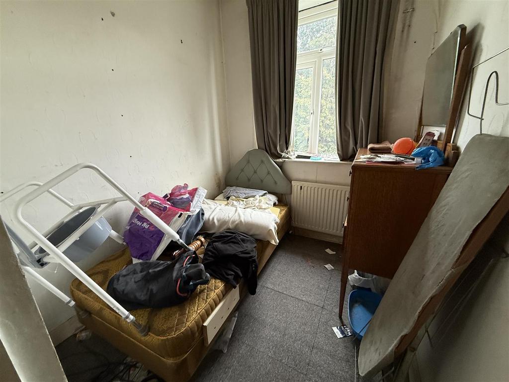 Bedroom 2.jpeg
