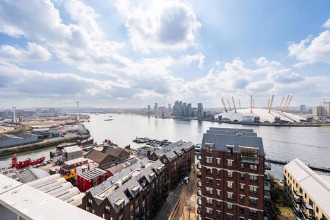 3 bedroom penthouse for sale, Orchard Place, London E14