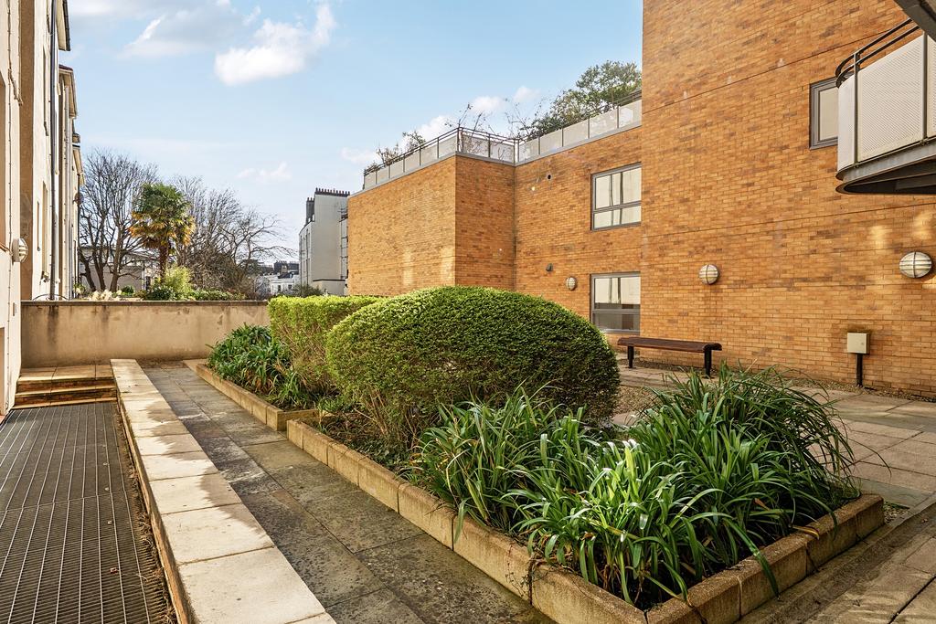 Central Communal Garden