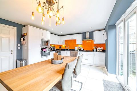 4 bedroom semi-detached house for sale, Hornbeam Close, Stockport SK2