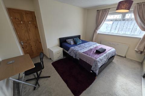 1 bedroom in a house share to rent, Bonnington Walk, Bristol, BS7