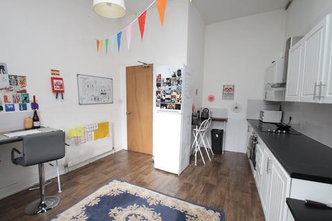 undefined, Great Western Road, Glasgow, G12