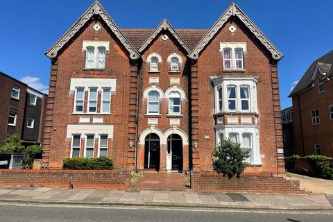 undefined, Shakespeare Road, Bedford, MK40