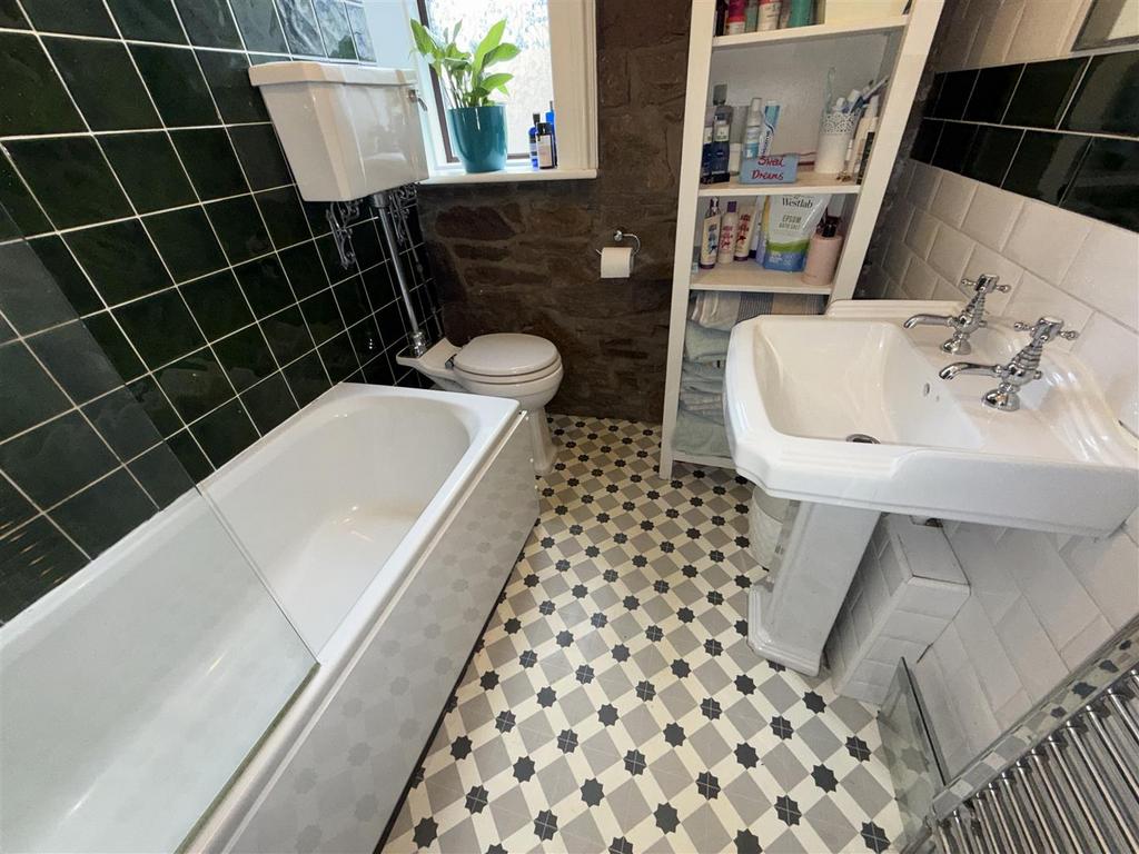 BATHROOM &amp; WC