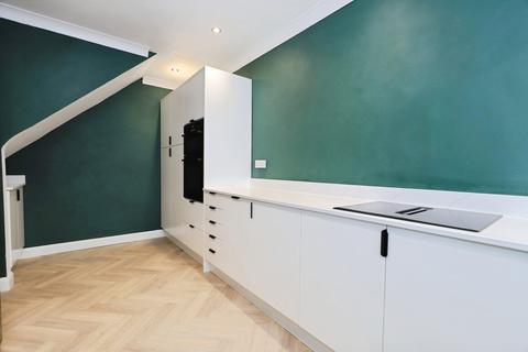 3 bedroom semi-detached house for sale, Holman Street, Kidderminster, Worcestershire, DY11