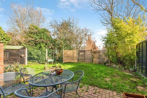 undefined, Broadfields, Littlemore, Oxford