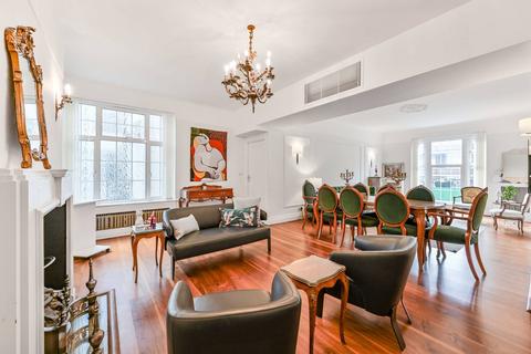 4 bedroom flat to rent, Marylebone Road, Marylebone, London, NW1