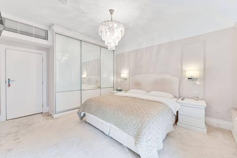 4 bedroom flat to rent, Marylebone Road, Marylebone, London, NW1