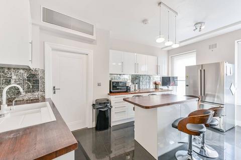4 bedroom flat to rent, Marylebone Road, Marylebone, London, NW1