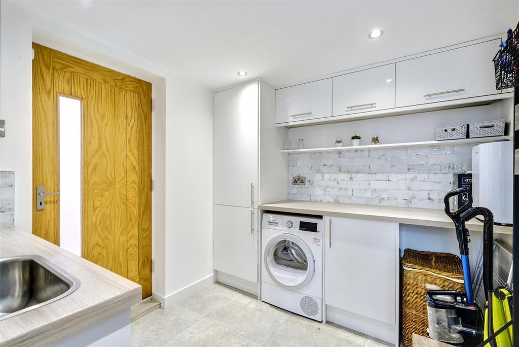 Utility Room 1 1.jpeg