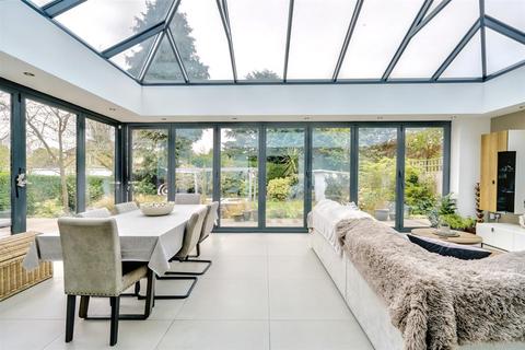 undefined, Parkside, Wollaton, Nottingham