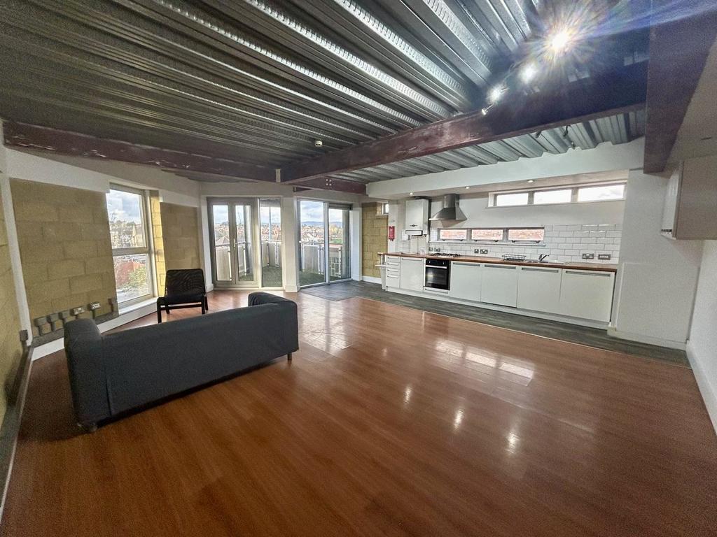 Apartment in Cardiff - View 3