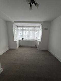 2 bedroom flat to rent, Lister Road, London E11