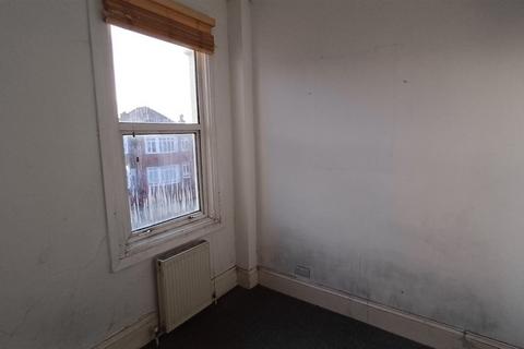 1 bedroom flat for sale, Fordwych Road, LONDON