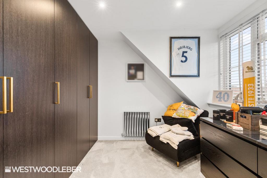Taylors Avenue 36.jpg