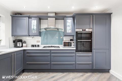 undefined, Taylors Avenue, Hoddesdon EN11