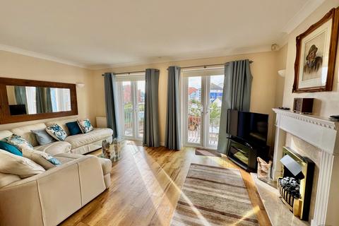 4 bedroom end of terrace house for sale, 28 Shelly Reach, Exmouth EX8