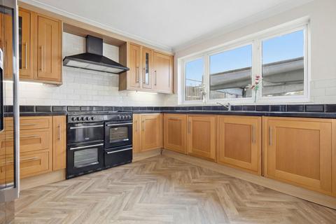 undefined, Harrow Crescent, Romford, RM3