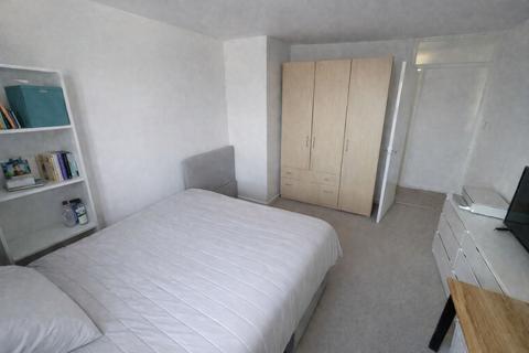 undefined, Redbridge Lane East, Ilford IG4