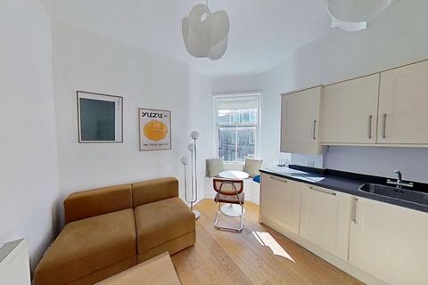 undefined, Buccleuch Street, Edinburgh, Midlothian, EH8