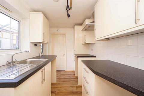 2 bedroom terraced house for sale, Stonefield Road, Hastings