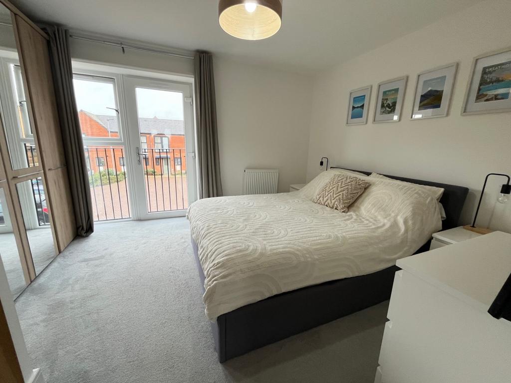 Bedroom 1a