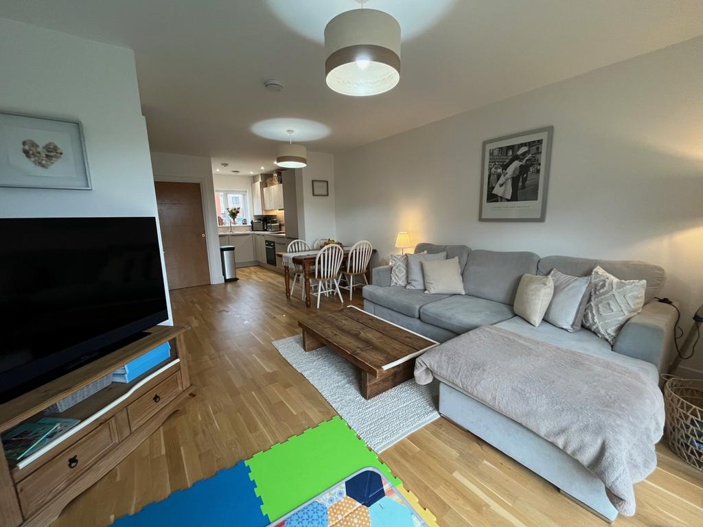 Lounge 3