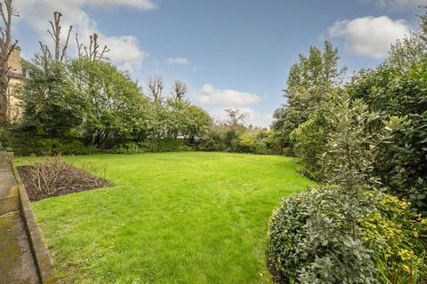 3 bedroom flat for sale, Putney Hill, Putney, London, SW15