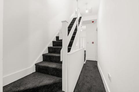 undefined, Wellington Street West, Salford, M7