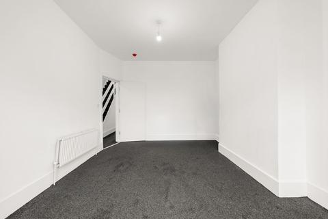 undefined, Wellington Street West, Salford, M7