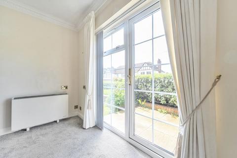 1 bedroom flat for sale, King George Avenue, Petersfield, GU32