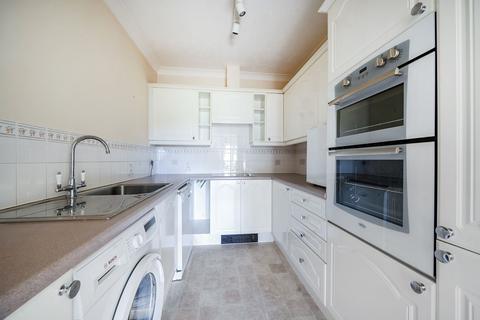 1 bedroom flat for sale, King George Avenue, Petersfield, GU32
