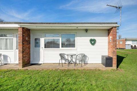 2 bedroom chalet for sale, Florida Holiday Park, Hemsby